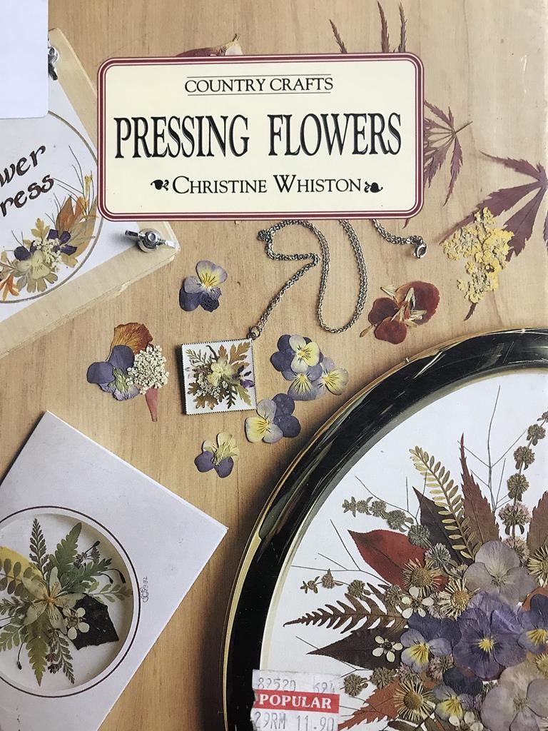 Country  Crafts Pressing Flowers